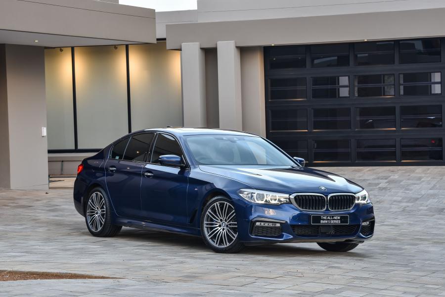  BMW 530d Sedan M Sport 2017 года  (ZA) (фото 6 из 40)